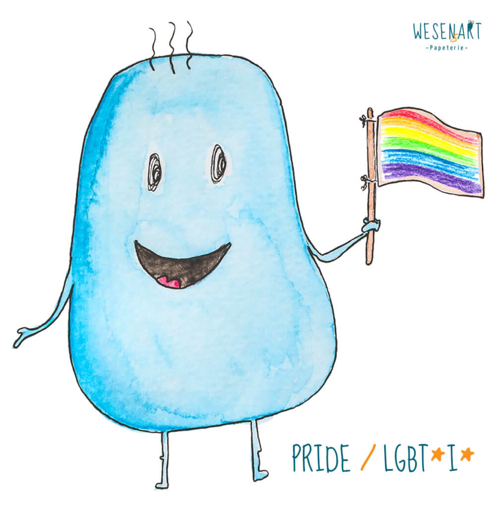 WESENsART – Mika - ein blaues, knubbeliges Wesen hat eine Fahne in der Hand. Die Farbkombination steht für Pride / LGBTI